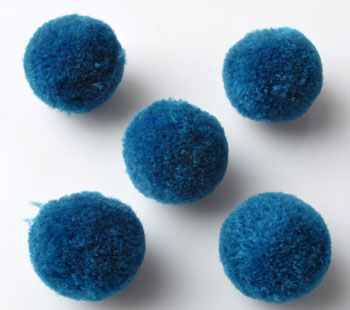 Code: D10632    --- Fluffie billes  20mm Bleu---