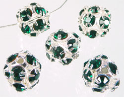 Code: D07111    --- Boule metal strass 6mm. Vert emeraude---