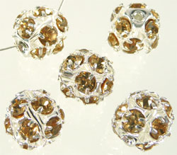 Code: D07117    --- Boule metal strass 6mm. Colorado Topaze---
